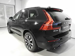 VOLVO XC60 2.0 B5 MH Plus Dark AWD