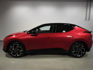 Lynk & Co 02