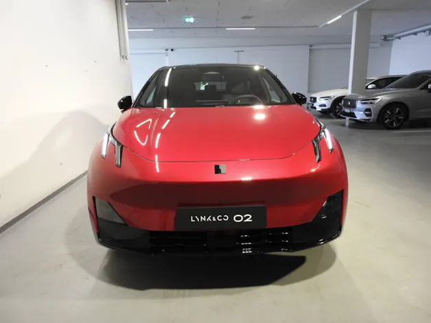 Lynk & Co 02