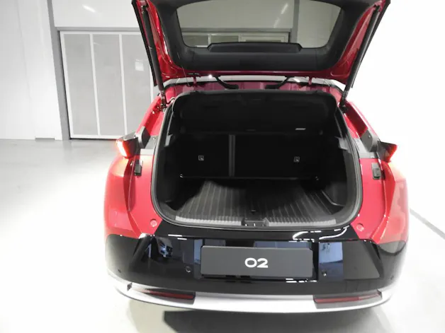 Lynk & Co 02