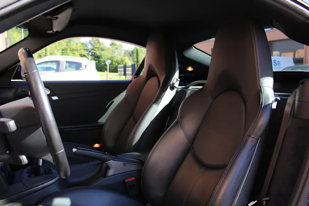 Porsche Cayman 2.9