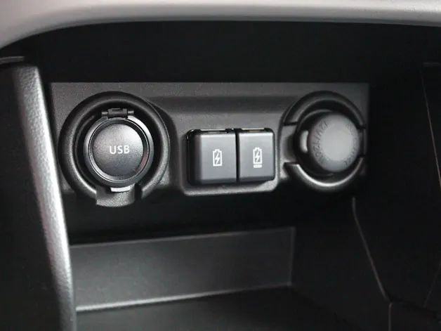 Suzuki Swift 1.2 Tradizio Hybrid CVT - "Taxe Autom - CHF 36.- * Garantie 5 ans * Apple Car Play * Caméra * Keyless"
