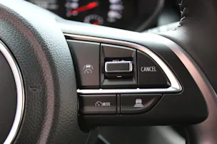 Suzuki Swift 1.2 Tradizio Hybrid CVT - "Taxe Autom - CHF 36.- * Garantie 5 ans * Apple Car Play * Caméra * Keyless"