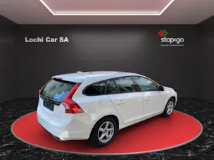 VOLVO V60 D4 Kinetic Geartronic