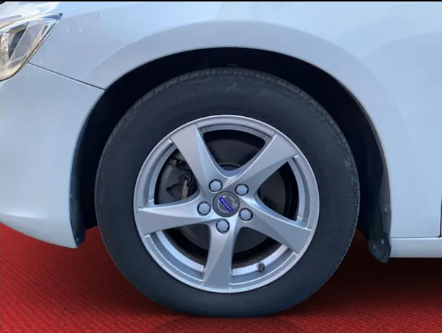 Volvo V60 D4 Kinetic Geartronic