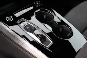 Audi A5 Sportback 40 TDI S-Line S-tronic - "Display Passager * Pack S-Line Complet * Volant coupé * Tempomat Adapt * Lumière Amb"