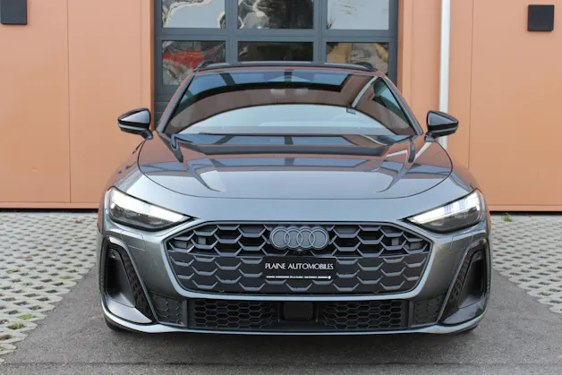 Audi A5 Sportback 40 TDI S-Line S-tronic - "Display Passager * Pack S-Line Complet * Volant coupé * Tempomat Adapt * Lumière Amb"
