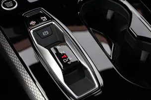 Audi A5 Sportback 40 TDI S-Line S-tronic - "Display Passager * Pack S-Line Complet * Volant coupé * Tempomat Adapt * Lumière Amb"