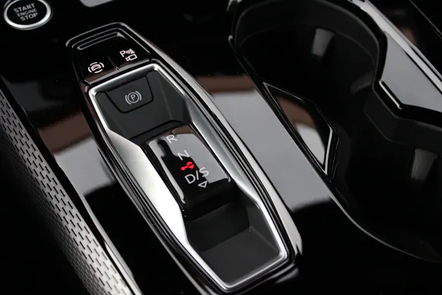 Audi A5 Sportback 40 TDI S-Line S-tronic - "Display Passager * Pack S-Line Complet * Volant coupé * Tempomat Adapt * Lumière Amb"