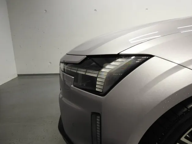 Volvo ES90 Ultra