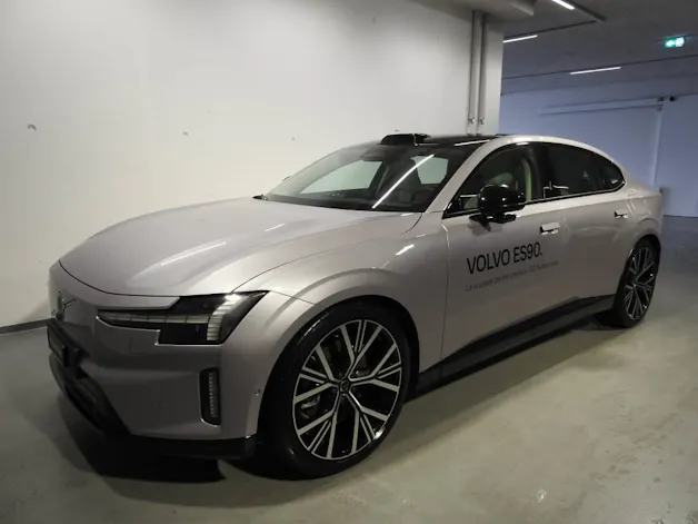 Volvo ES90 Ultra
