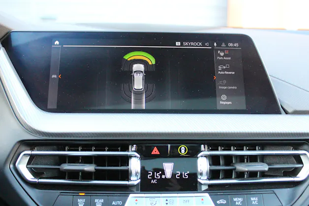 BMW 118i Pure M Sport Steptronic - "Jantes 19' * Toit Ouvrant * Harman & Kardon * Head-Up Display"