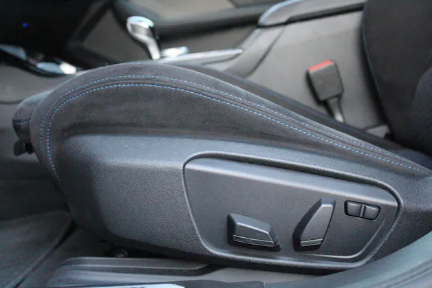 BMW 118i Pure M Sport Steptronic - "Jantes 19' * Toit Ouvrant * Harman & Kardon * Head-Up Display"