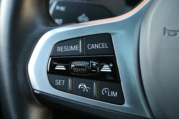 BMW 118i Pure M Sport Steptronic - "Jantes 19' * Toit Ouvrant * Harman & Kardon * Head-Up Display"