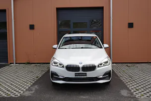 BMW 225xe iPerformance Active Tourer " * Véhicule CH * Caméra + Capteurs * Hayon électrique * Tempomat * Phares automatiques "