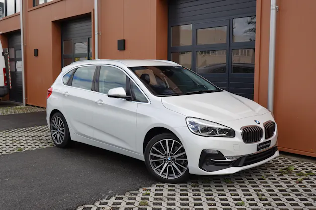 BMW 225xe iPerformance Active Tourer " * Véhicule CH * Caméra + Capteurs * Hayon électrique * Tempomat * Phares automatiques "