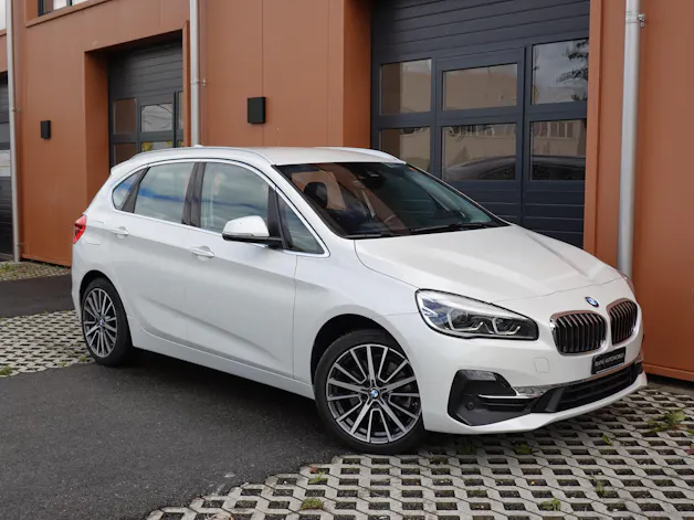 BMW 225xe iPerformance Active Tourer " * Véhicule CH * Caméra + Capteurs * Hayon électrique * Tempomat * Phares automatiques "