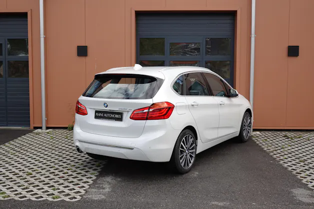 BMW 225xe iPerformance Active Tourer " * Véhicule CH * Caméra + Capteurs * Hayon électrique * Tempomat * Phares automatiques "