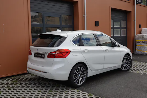 BMW 225xe iPerformance Active Tourer " * Véhicule CH * Caméra + Capteurs * Hayon électrique * Tempomat * Phares automatiques "
