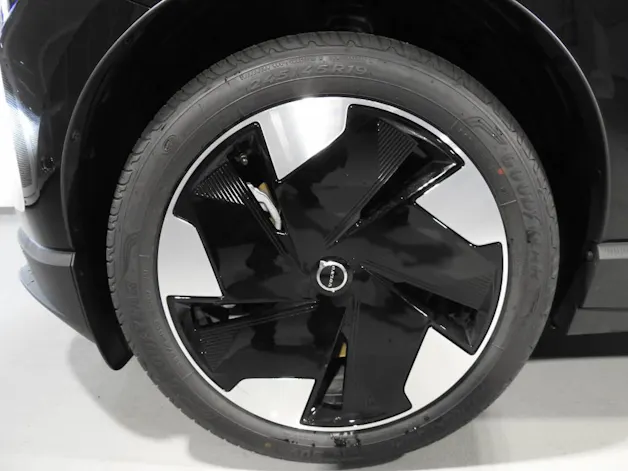 Volvo EX 30 E60 Twin Ultra Performance AWD
