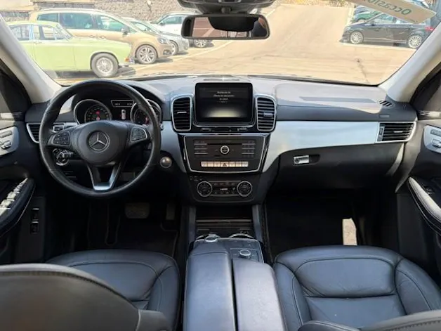 Mercedes-Benz GLS 500 V8