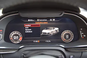 Audi R8 Spyder 5.2 S-Tronic Quattro - "Sans FAP / Bang & Olufsen / Echappement Sport / Caméra de Recul"