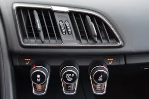 Audi R8 Spyder 5.2 S-Tronic Quattro - "Sans FAP / Bang & Olufsen / Echappement Sport / Caméra de Recul"