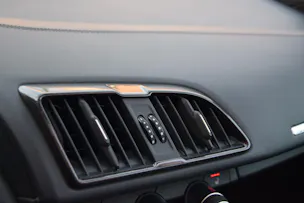 Audi R8 Spyder 5.2 S-Tronic Quattro - "Sans FAP / Bang & Olufsen / Echappement Sport / Caméra de Recul"