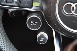 Audi R8 Spyder 5.2 S-Tronic Quattro - "Sans FAP / Bang & Olufsen / Echappement Sport / Caméra de Recul"