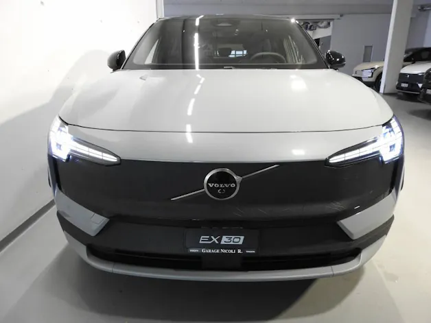 Volvo EX 30 CC E60 Twin Performance AWD