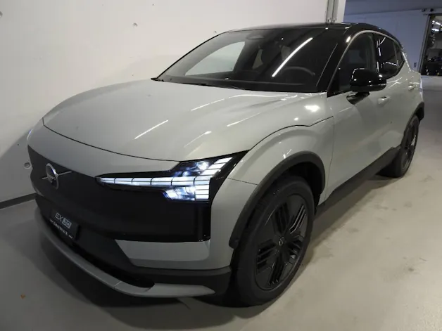 Volvo EX 30 CC E60 Twin Performance AWD
