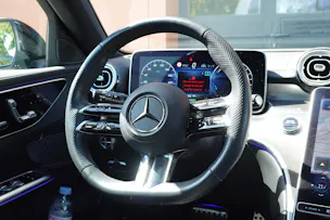 Mercedes-Benz C 300e AMG Line - "Pack AMG Int & Exté * Pack Nuit * Pack Mémoire * CH Auto"