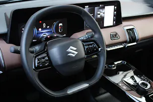 Suzuki e-Vitara 61kWh Compact Top 4x4 - "CH Fahrzeug * 4X4 * Grosse Autonomie * Toit Ouvrant"