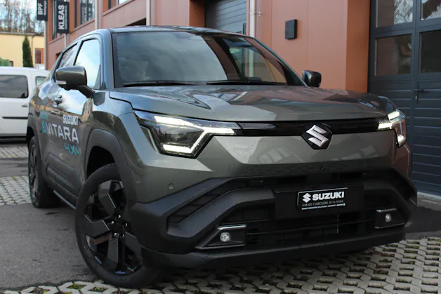 Suzuki e-Vitara 61kWh Compact Top 4x4 - "CH Fahrzeug * 4X4 * Grosse Autonomie * Toit Ouvrant"