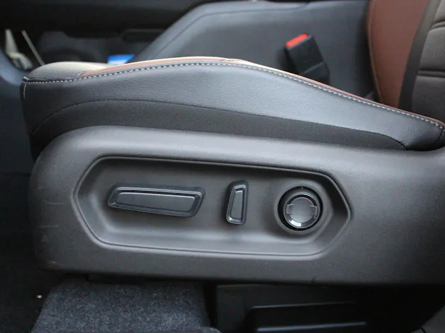 Suzuki e-Vitara 61kWh Compact Top 4x4 - "CH Fahrzeug * 4X4 * Grosse Autonomie * Toit Ouvrant"