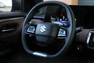Suzuki e-Vitara 61kWh Compact Top 4x4 - "CH Fahrzeug * 4X4 * Grosse Autonomie * Toit Ouvrant"