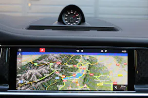 PORSCHE Panamera GTS Sport Turismo PDK - "CH Fahrzeug * Toit Pano * Sport Chrono * Echap. Sport * Toutes Roues Directr. * Caméra 360'"