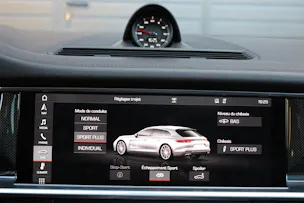 PORSCHE Panamera GTS Sport Turismo PDK - "CH Fahrzeug * Toit Pano * Sport Chrono * Echap. Sport * Toutes Roues Directr. * Caméra 360'"