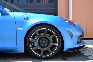 Alpine A110 R - "Bleu Matt * Etrier Bleu * Pack Service inclus gratuit"
