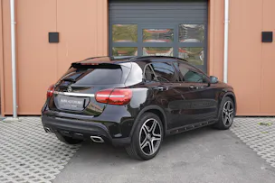 MERCEDES-BENZ GLA 250 AMG Line 4Matic CH Fahrzeug - "Tempomat * Caméra * Hayon Electrique * GPS * Aide à la conduite"