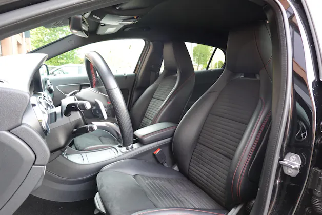 Mercedes-Benz GLA 250 AMG Line 4Matic CH Fahrzeug - "Tempomat * Caméra * Hayon Electrique * GPS * Aide à la conduite"