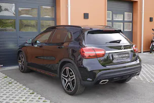 MERCEDES-BENZ GLA 250 AMG Line 4Matic CH Fahrzeug - "Tempomat * Caméra * Hayon Electrique * GPS * Aide à la conduite"