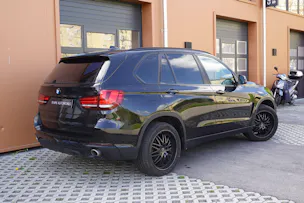 BMW X5 xDrive 25d * Camera recul * intérieur cuir * jantes 19 pouces * sièges chauffants * sièges électriques *