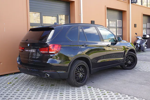 BMW X5 xDrive 25d * Camera recul * intérieur cuir * jantes 19 pouces * sièges chauffants * sièges électriques *