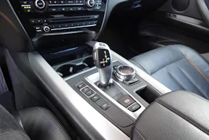 BMW X5 xDrive 25d * Camera recul * intérieur cuir * jantes 19 pouces * sièges chauffants * sièges électriques *