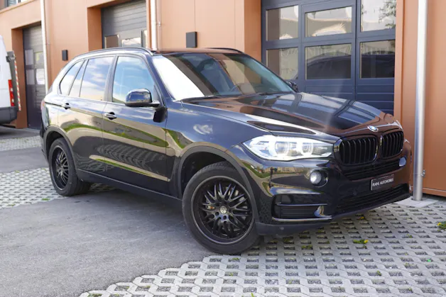 BMW X5 xDrive 25d * Camera recul * intérieur cuir * jantes 19 pouces * sièges chauffants * sièges électriques *