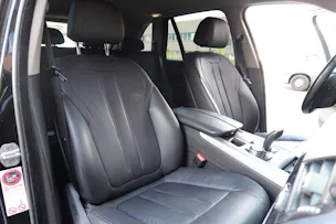 BMW X5 xDrive 25d * Camera recul * intérieur cuir * jantes 19 pouces * sièges chauffants * sièges électriques *