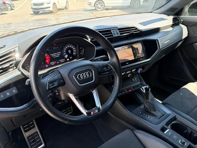 Audi Q3 Sportback 2.0 40 TFSI S line quattro S-Tronic