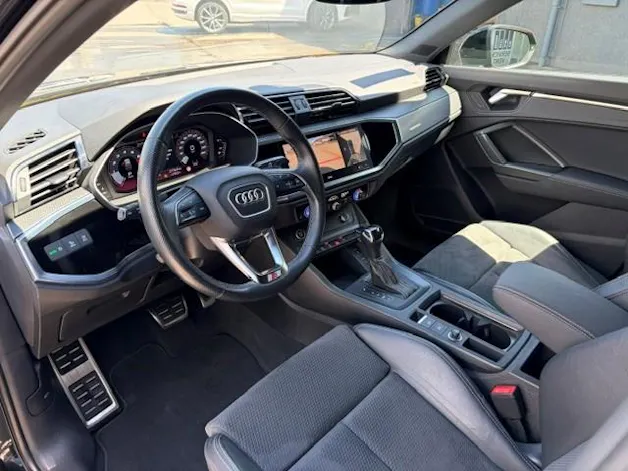 Audi Q3 Sportback 2.0 40 TFSI S line quattro S-Tronic