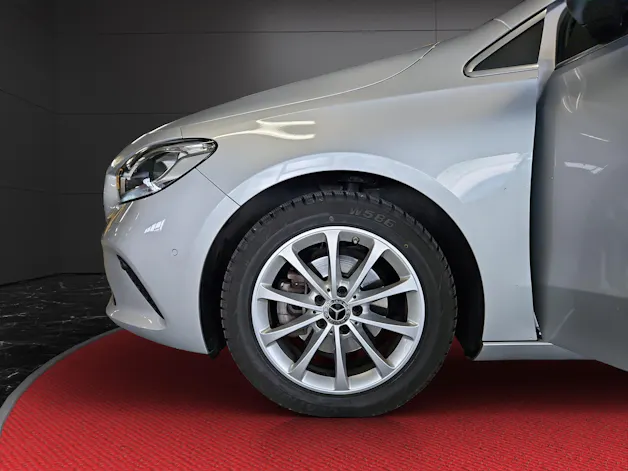 Mercedes-Benz B 180 d Progressive 7G-DCT